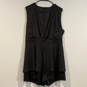 Lyaner Black Sleeveless V-Neck Romper - Size Extra Large (XL)